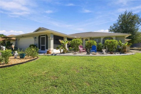 Villa ou maison à vendre à Port Charlotte, Floride: 3 chambres, 159.98 m2 № 2416248 - photo 6