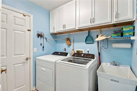 Villa ou maison à vendre à Port Charlotte, Floride: 3 chambres, 159.98 m2 № 2416248 - photo 29
