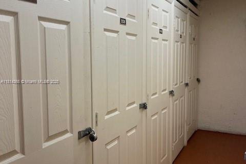 Copropriété à vendre à Pembroke Pines, Floride: 2 chambres, 108.7 m2 № 1958334 - photo 11