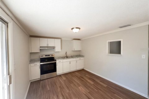 Casa en venta en Lakeland, Florida, 3 dormitorios, 109.07 m2 № 2213909 - foto 2