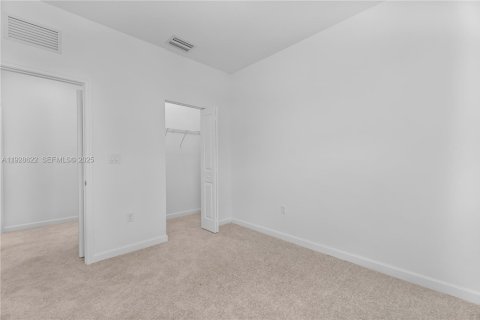 Villa ou maison à louer à Homestead, Floride: 4 chambres № 1987524 - photo 30