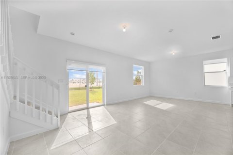 Villa ou maison à louer à Homestead, Floride: 4 chambres № 1987524 - photo 7