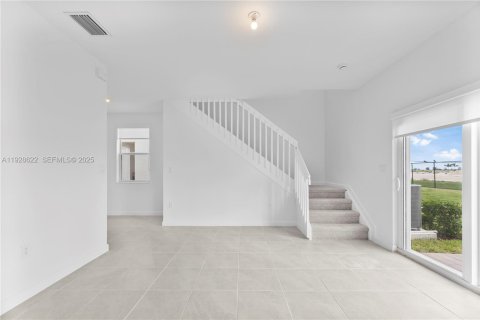 Villa ou maison à louer à Homestead, Floride: 4 chambres № 1987524 - photo 4