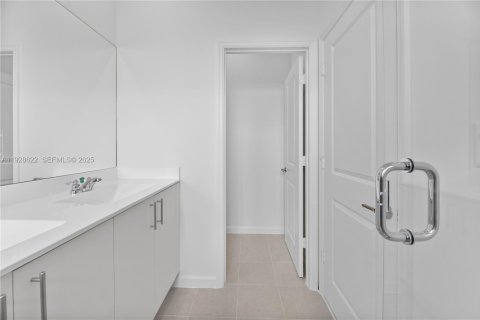 Villa ou maison à louer à Homestead, Floride: 4 chambres № 1987524 - photo 23