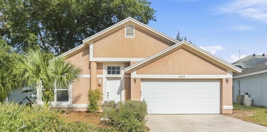Villa ou maison à Kissimmee, Floride 3 chambres, 156.26 m2 № 2389451