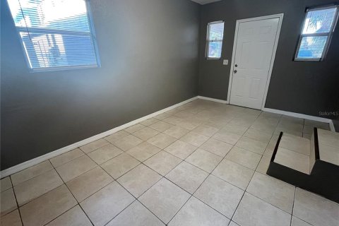 House in Winter Haven, Florida 3 bedrooms, 105.54 sq.m. № 1910488 - photo 7