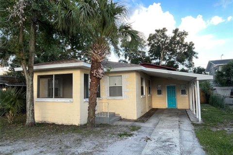 House in Winter Haven, Florida 3 bedrooms, 105.54 sq.m. № 1910488 - photo 1