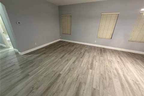 Villa ou maison à vendre à Clermont, Floride: 4 chambres, 185.9 m2 № 2289583 - photo 10