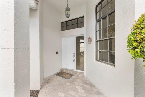 House in Boca Raton, Florida 3 bedrooms, 195.37 sq.m. № 1963695 - photo 7