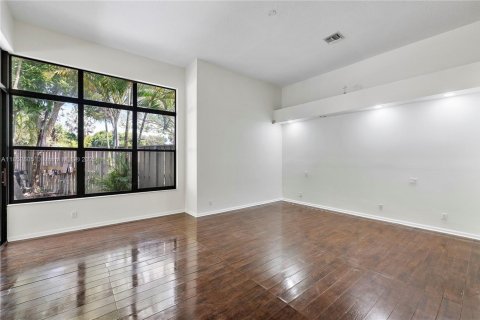 House in Boca Raton, Florida 3 bedrooms, 195.37 sq.m. № 1963695 - photo 24