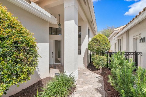 House in Boca Raton, Florida 3 bedrooms, 195.37 sq.m. № 1963695 - photo 6