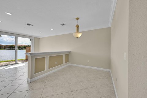 Купить таунхаус в Мирамар, Флорида 3 спальни, 188.96м2, № 1954651 - фото 6