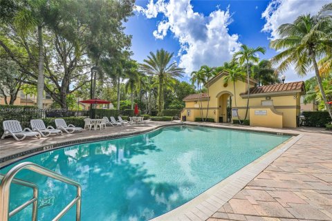 Купить таунхаус в Мирамар, Флорида 3 спальни, 188.96м2, № 1954651 - фото 26