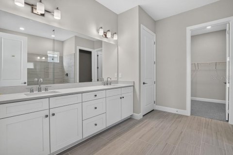 House in Palmetto, Florida 3 bedrooms, 229.93 sq.m. № 2209118 - photo 4