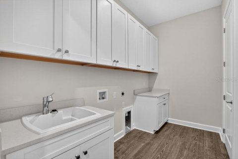 House in Palmetto, Florida 3 bedrooms, 229.93 sq.m. № 2209118 - photo 25
