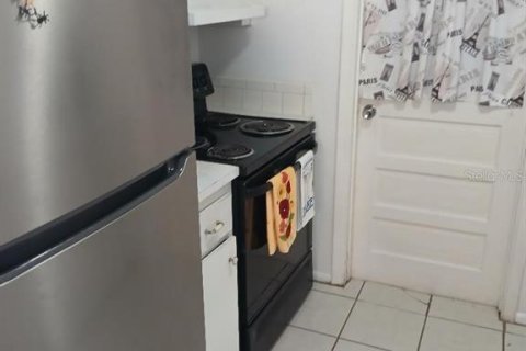 Casa en alquiler en New Port Richey, Florida, 1 dormitorio, 50.17 m2 № 1902888 - foto 7