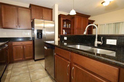 Townhouse in Longwood, Florida 2 bedrooms, 127.18 sq.m. № 2377622 - photo 13