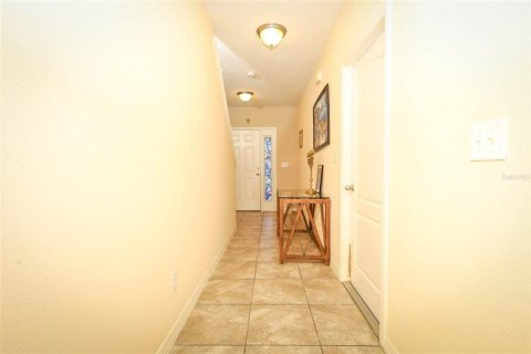 Townhouse in Longwood, Florida 2 bedrooms, 127.18 sq.m. № 2377622 - photo 17