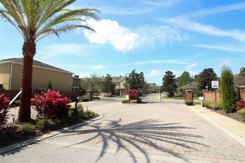 Townhouse in Longwood, Florida 2 bedrooms, 127.18 sq.m. № 2377622 - photo 5