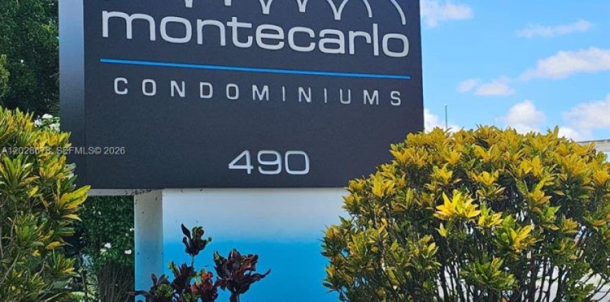 Condominio en Miami, Florida, 1 dormitorio  № 2246411