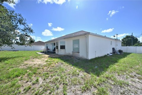 House in Spring Hill, Florida 3 bedrooms, 144.83 sq.m. № 1347015 - photo 30