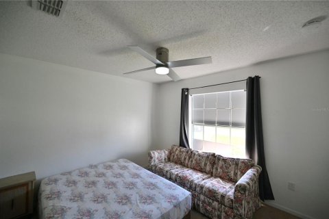 House in Spring Hill, Florida 3 bedrooms, 144.83 sq.m. № 1347015 - photo 4