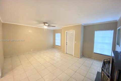 Casa en venta en Miami, Florida, 2 dormitorios, 111.76 m2 № 1986717 - foto 5