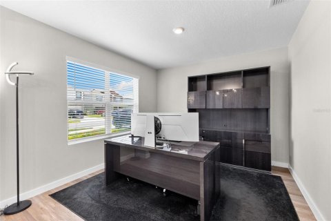 Casa en venta en Wesley Chapel, Florida, 5 dormitorios, 242.01 m2 № 2138090 - foto 11
