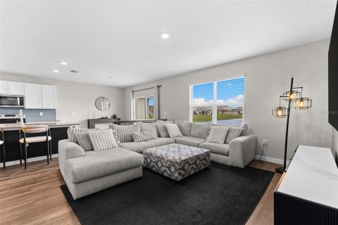 Casa en venta en Wesley Chapel, Florida, 5 dormitorios, 242.01 m2 № 2138090 - foto 24