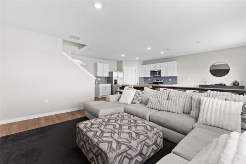Casa en venta en Wesley Chapel, Florida, 5 dormitorios, 242.01 m2 № 2138090 - foto 26
