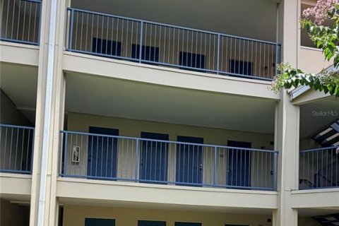 Condominio en Orlando, Florida, 2 dormitorios  № 2092943