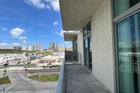 Condominio en alquiler en Hollywood, Florida, 1 dormitorio, 68.56 m2 № 1836223 - foto 6
