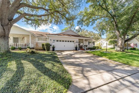 House in Ocala, Florida 2 bedrooms, 143.16 sq.m. № 1907058 - photo 2