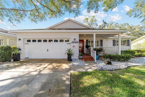 House in Ocala, Florida 2 bedrooms, 143.16 sq.m. № 1907058 - photo 1