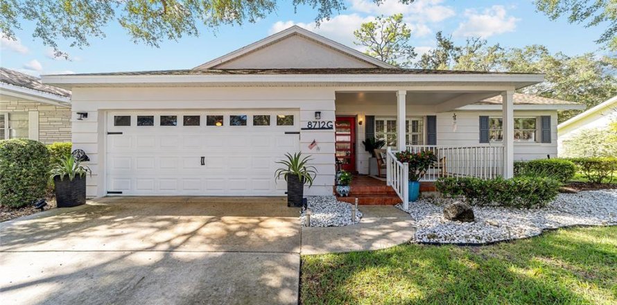 House in Ocala, Florida 2 bedrooms, 143.16 sq.m. № 1907058