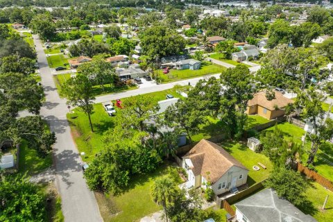 House in Saint Petersburg, Florida 2 bedrooms, 72.28 sq.m. № 1876018 - photo 29