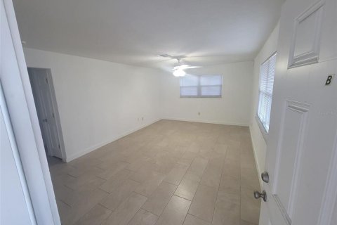 Appartement à louer à Largo, Floride: 2 chambres, 163.14 m2 № 1769510 - photo 5