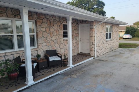 Appartement à louer à Largo, Floride: 2 chambres, 163.14 m2 № 1769510 - photo 2