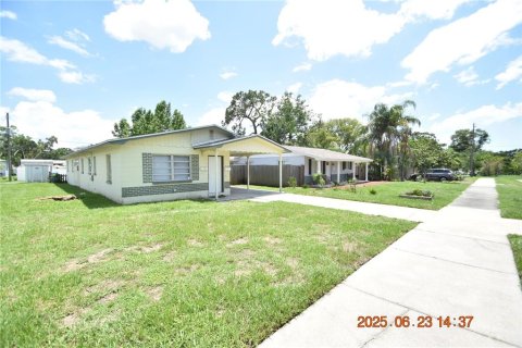 Villa ou maison à louer à Saint Petersburg, Floride: 2 chambres, 113.34 m2 № 1805633 - photo 2