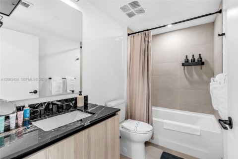Condominio en venta en Miami, Florida, 2 dormitorios, 64.66 m2 № 2339953 - foto 19