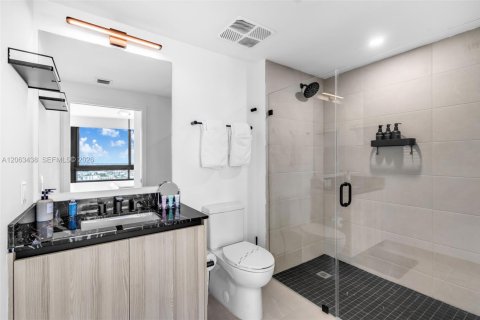 Condominio en venta en Miami, Florida, 2 dormitorios, 64.66 m2 № 2339953 - foto 14