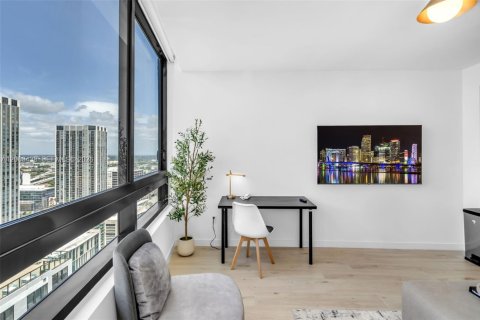 Condominio en venta en Miami, Florida, 2 dormitorios, 64.66 m2 № 2339953 - foto 7