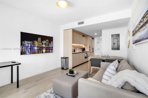 Condominio en venta en Miami, Florida, 2 dormitorios, 64.66 m2 № 2339953 - foto 6