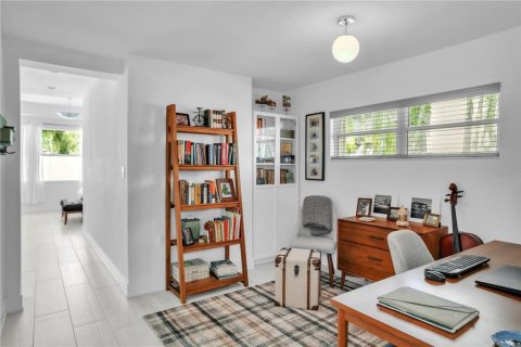 Villa ou maison à vendre à Saint Petersburg, Floride: 4 chambres, 219.25 m2 № 1637688 - photo 30