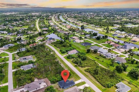 House in Rotonda, Florida 3 bedrooms, 146.79 sq.m. № 1416916 - photo 12