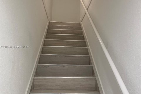 Touwnhouse à vendre à Homestead, Floride: 4 chambres, 129.88 m2 № 2436141 - photo 13