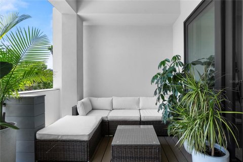 Adosado en venta en Tampa, Florida, 3 dormitorios, 218.32 m2 № 1850189 - foto 25