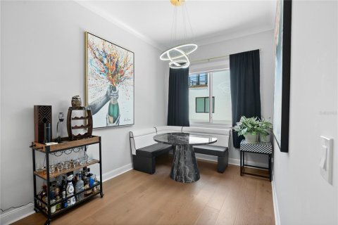 Adosado en venta en Tampa, Florida, 3 dormitorios, 218.32 m2 № 1850189 - foto 13