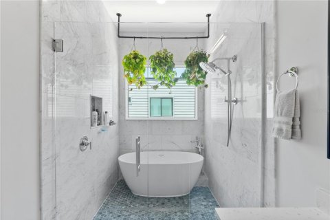 Adosado en venta en Tampa, Florida, 3 dormitorios, 218.32 m2 № 1850189 - foto 20