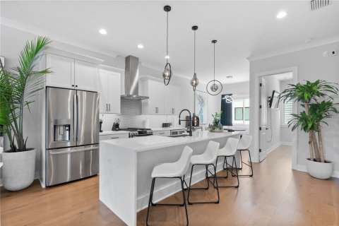 Adosado en venta en Tampa, Florida, 3 dormitorios, 218.32 m2 № 1850189 - foto 9
